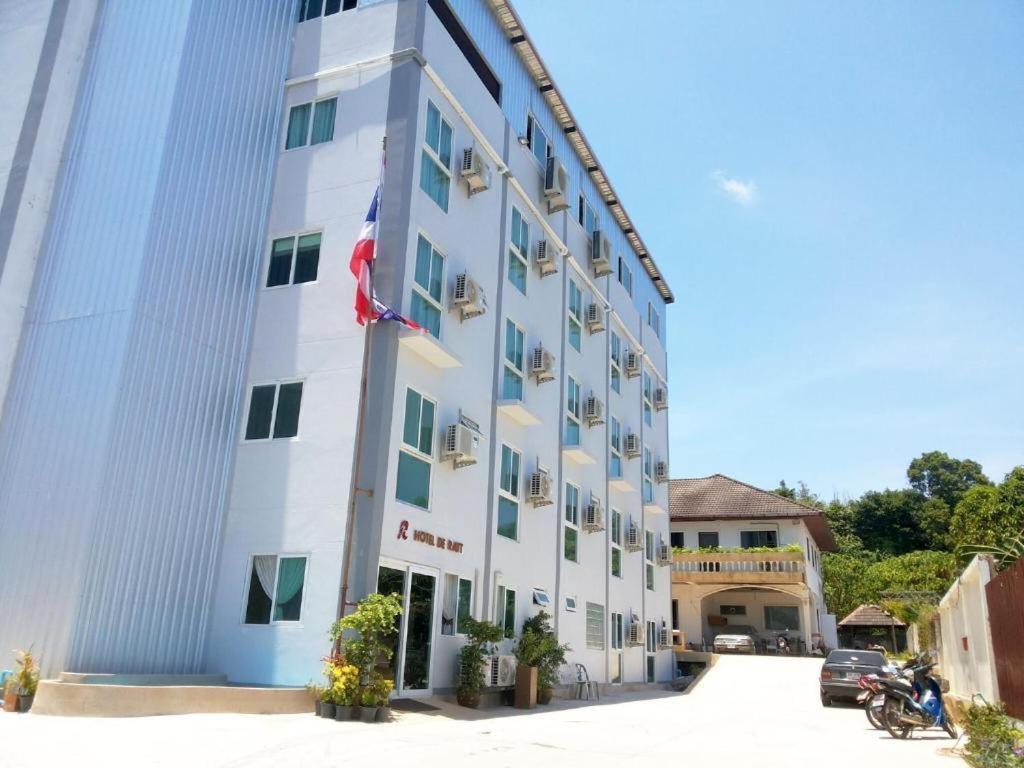 Hotel De Ratt Phuket Patong ภายนอก รูปภาพ