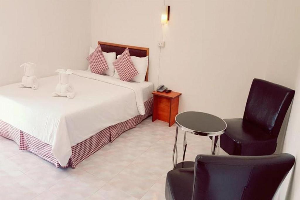Hotel De Ratt Phuket Patong ภายนอก รูปภาพ