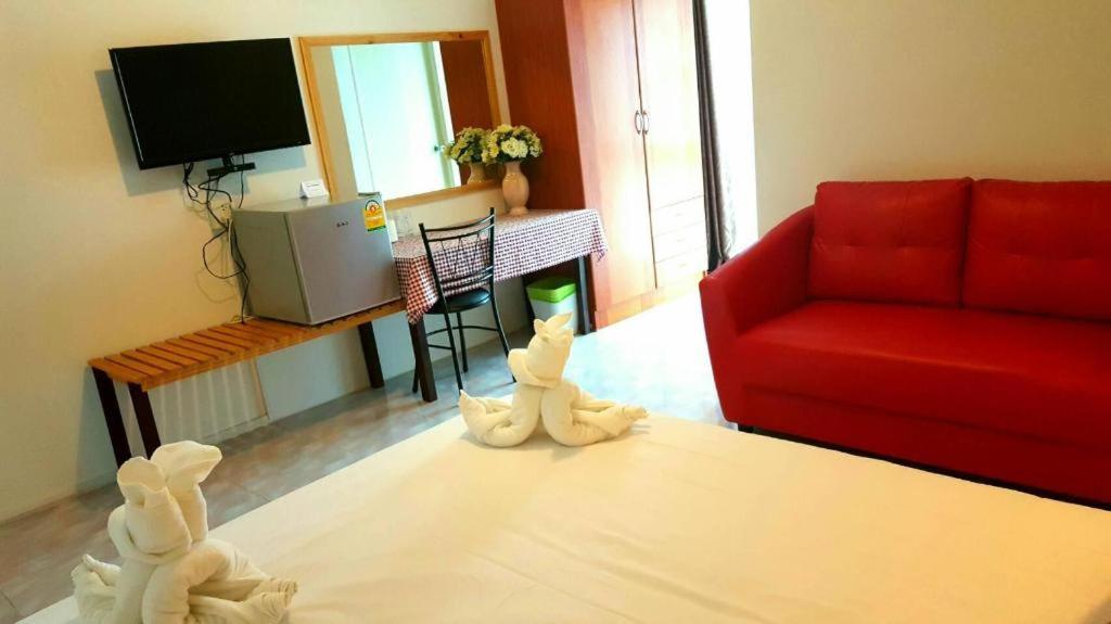Hotel De Ratt Phuket Patong ภายนอก รูปภาพ