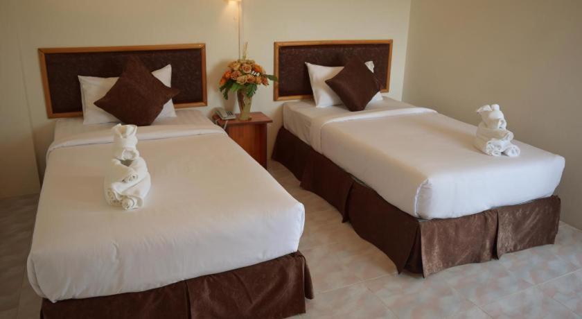 Hotel De Ratt Phuket Patong ภายนอก รูปภาพ
