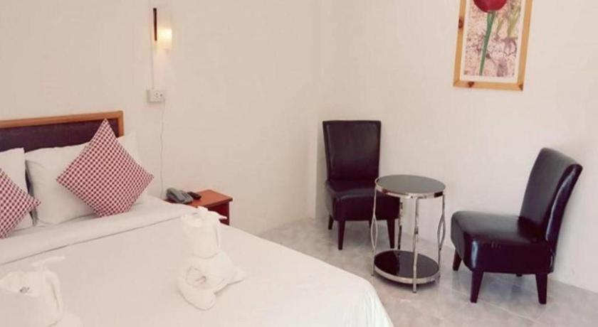 Hotel De Ratt Phuket Patong ภายนอก รูปภาพ