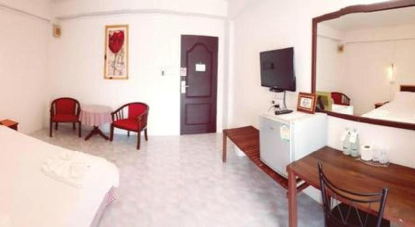 Hotel De Ratt Phuket Patong ภายนอก รูปภาพ